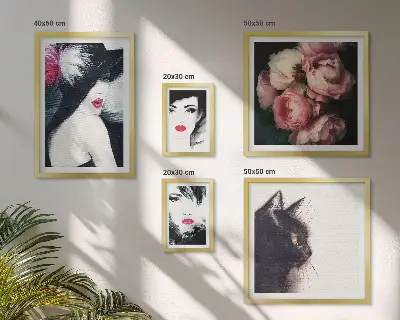 Galeria obrazów na ścianę Stylowe portrety kobiet z różami