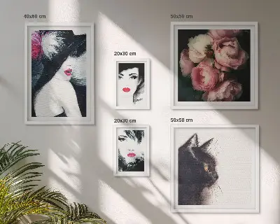 Galeria obrazów na ścianę Stylowe portrety kobiet z różami