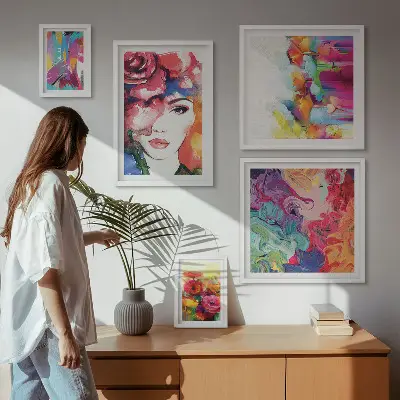 Zestaw obrazów w ramie do galerii ściennej kolorowe abstrakcje i portrety