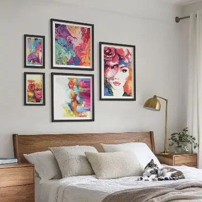 Zestaw obrazów w ramie do galerii ściennej kolorowe abstrakcje i portrety