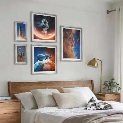 Zestaw obrazów w ramie do galerii ściennej motyw kosmicznych podróży po galaktykach