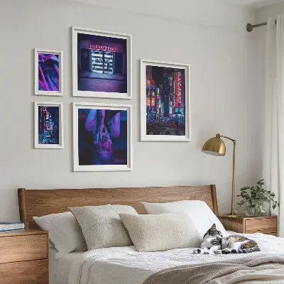 Zestaw obrazów w ramie do galerii ściennej Neonowe nocne widoki miast