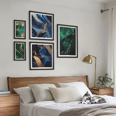 Galeria obrazów na ścianę Eleganckie abstrakcje z zielenią