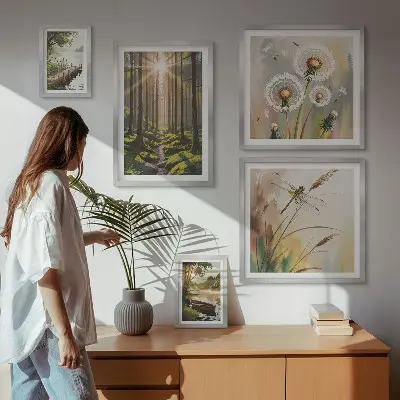 Galeria obrazów na ścianę z motywem leśnych pejzaży przedstawiających naturę i spokój