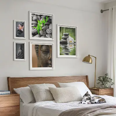 Zestaw obrazów w ramie do galerii ściennej z relaksującą atmosferą zen