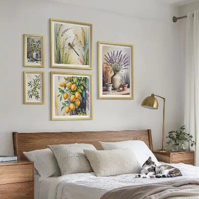 Galeria obrazów na ścianę z motywem kwiatów, oliwek i cytryn w stylu rustykalnym
