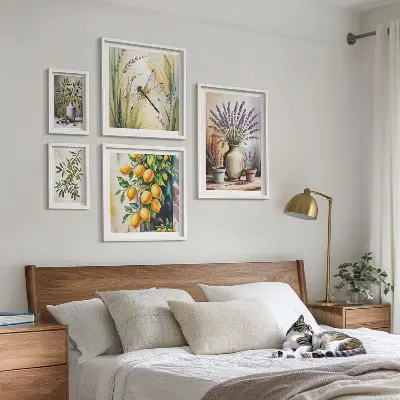 Galeria obrazów na ścianę z motywem kwiatów, oliwek i cytryn w stylu rustykalnym