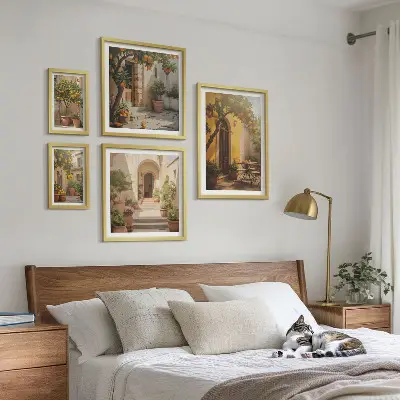 Zestaw obrazów w ramie do galerii ściennej Urokliwe uliczki pomarańczowe