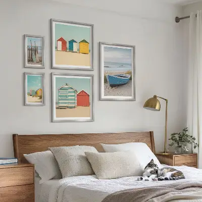 Galeria obrazów na ścianę nadmorskie widoki z domkami i łódkami