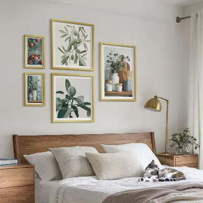 Galeria obrazów na ścianę z motywem naturalnych roślin w stylu skandynawskim