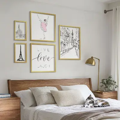 Zestaw obrazów w ramie do galerii ściennej Stylowe paryskie inspiracje
