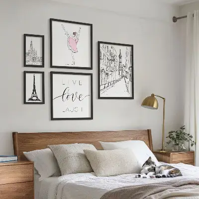 Zestaw obrazów w ramie do galerii ściennej Stylowe paryskie inspiracje