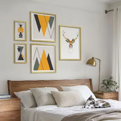 Zestaw 5 obrazów w ramie w stylu boho z kolorowymi motywami