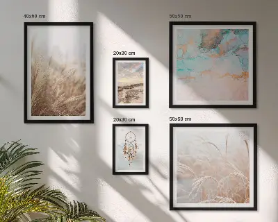 Zestaw obrazów w ramie do galerii ściennej z naturalnymi pejzażami w stylu boho etno