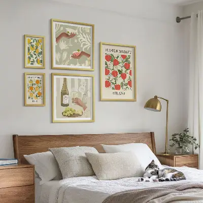 Galeria obrazów na ścianę z motywem kwiatowych targów w stylu vintage