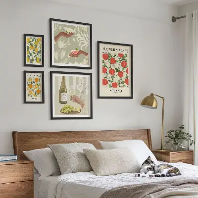 Galeria obrazów na ścianę z motywem kwiatowych targów w stylu vintage
