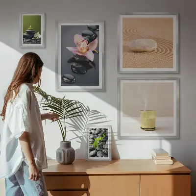 Zestaw obrazów w ramie do galerii ściennej z motywem relaksacji zen z kamieniami i orchideami