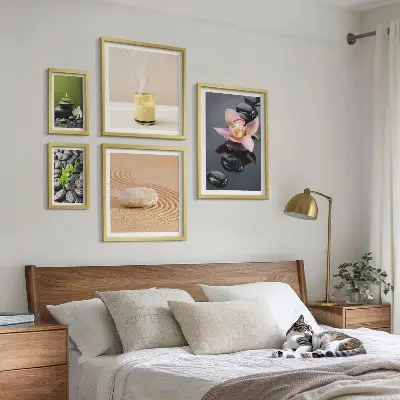 Zestaw obrazów w ramie do galerii ściennej z motywem relaksacji zen z kamieniami i orchideami