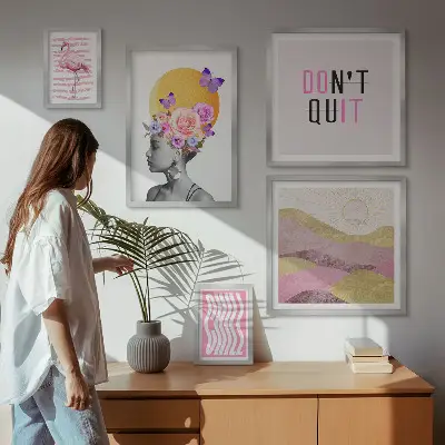 Galeria obrazów na ścianę z motywem kwiatów w stylu boho