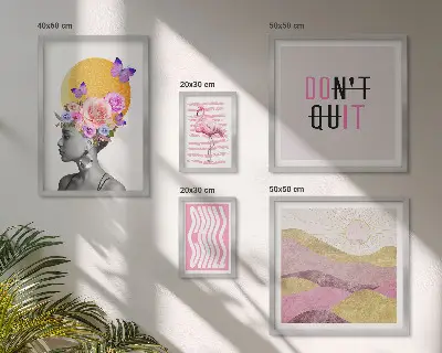Galeria obrazów na ścianę z motywem kwiatów w stylu boho