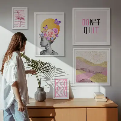 Galeria obrazów na ścianę z motywem kwiatów w stylu boho