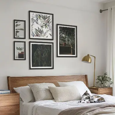 Galeria obrazów na ścianę zielona oaza z motywami roślinnymi