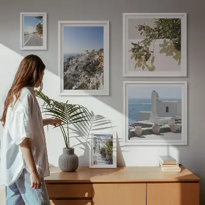 Zestaw obrazów dekoracyjnych z malowniczymi widokami Santorini