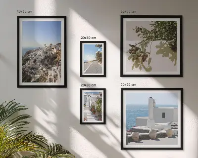 Zestaw obrazów dekoracyjnych z malowniczymi widokami Santorini
