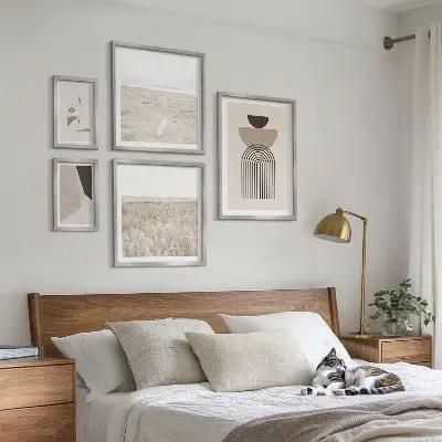 Galeria obrazów na ścianę z motywem stylowych abstrakcji i pejzaży
