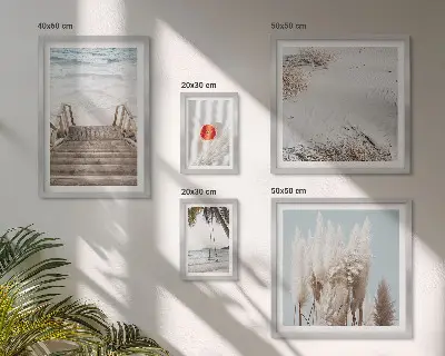Zestaw obrazów w ramie do galerii ściennej z motywem plażowych widoków i natury