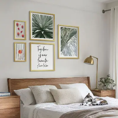 Zestaw obrazów w ramie do galerii ściennej w stylu boho z motywem roślin i owoców tropikalnych