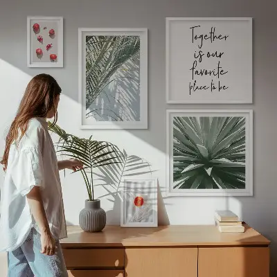 Zestaw obrazów w ramie do galerii ściennej w stylu boho z motywem roślin i owoców tropikalnych