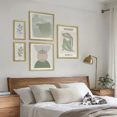 Galeria obrazów na ścianę w stylu nowoczesnym z abstrakcją