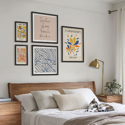 Galeria obrazów na ścianę Kwiatowe motywy Londyn napisy