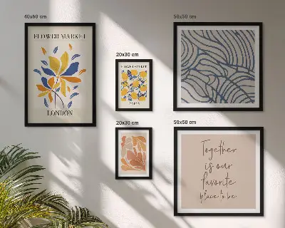 Galeria obrazów na ścianę z kwiatowymi motywami, napisami i Londynem