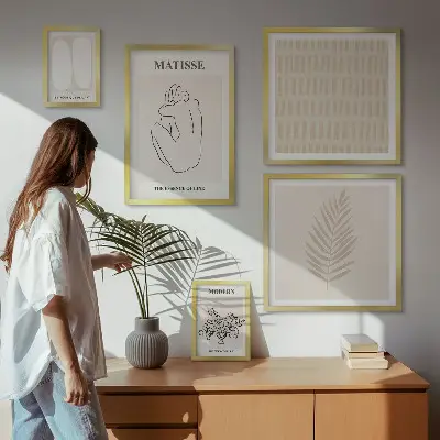 Zestaw obrazów w ramie do galerii ściennej w stylu minimalistycznym z motywem kształtów