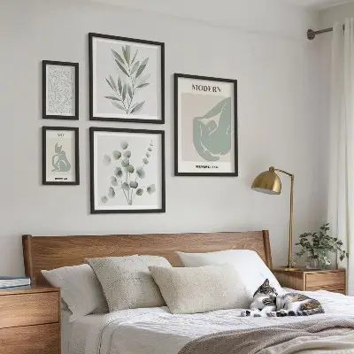 Zestaw obrazów w ramie do galerii ściennej stylowe grafiki roślinne i abstrakcyjne