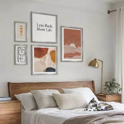 Galeria obrazów na ścianę stylowe grafiki abstrakcyjne ze słońcem