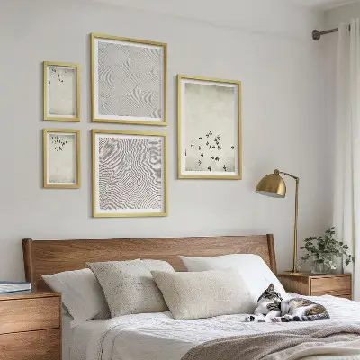 Minimalistyczny malunek ptaków zestaw 5 obrazów w ramie