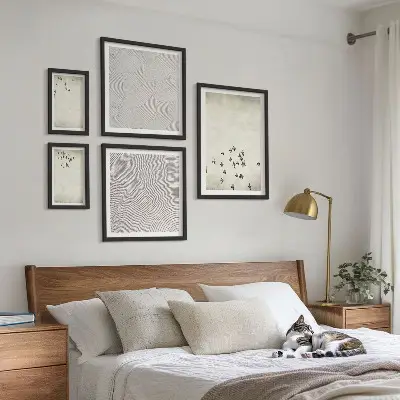 Minimalistyczny malunek ptaków zestaw 5 obrazów w ramie