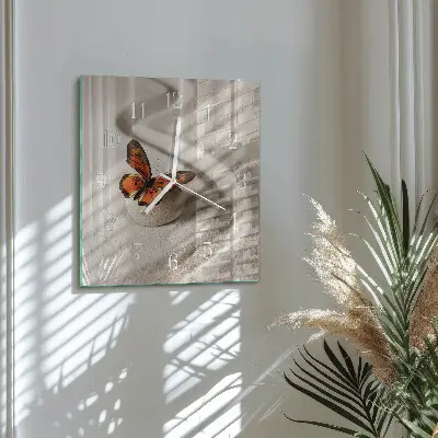 Kwadratowy zegar Motyl