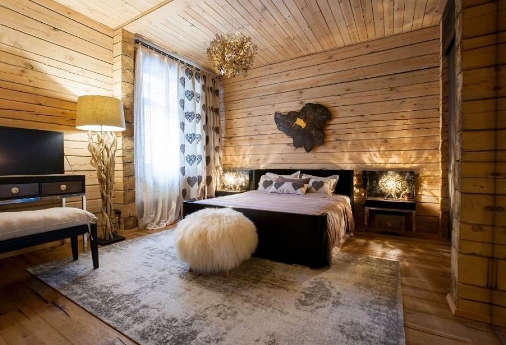 Sypialnia rustykalna dekoracje
