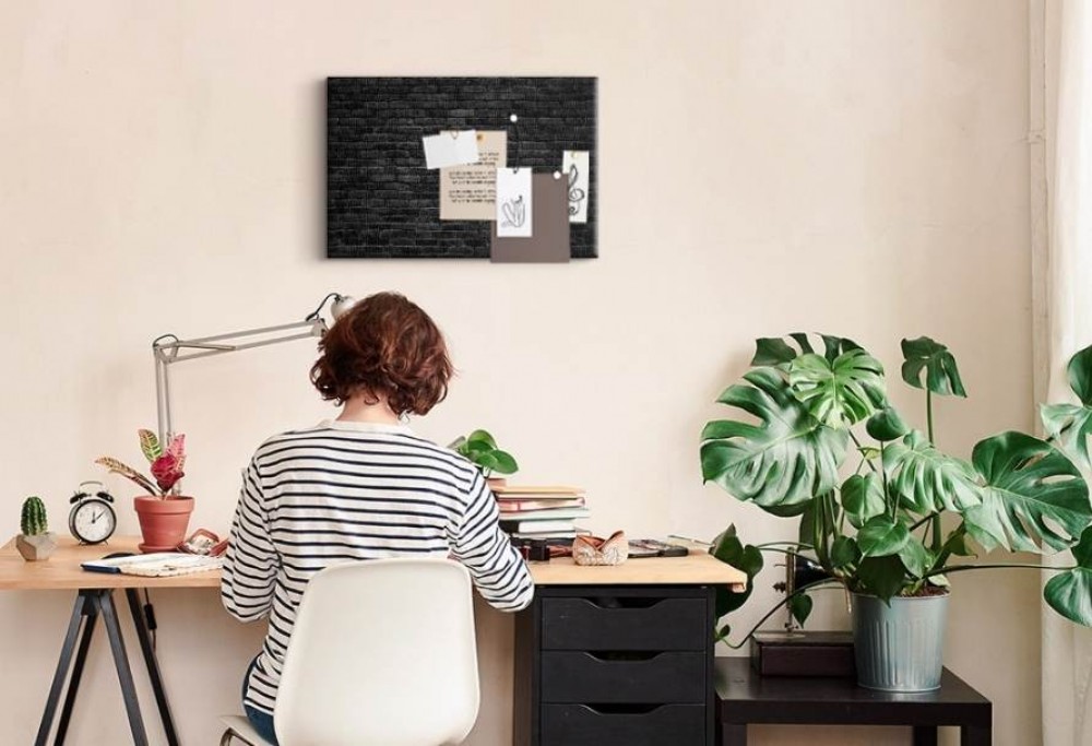 co powiesić nad biurkiem