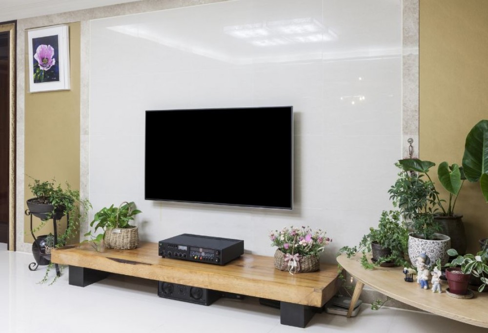 Ściana TV w salonie - inspiracje
